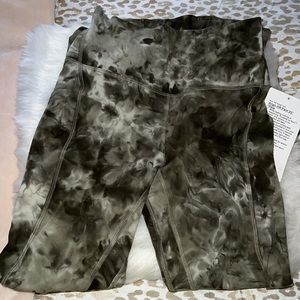 NWT Lululemon Align 25” pant w pockets in diamond dye light sage green med olive